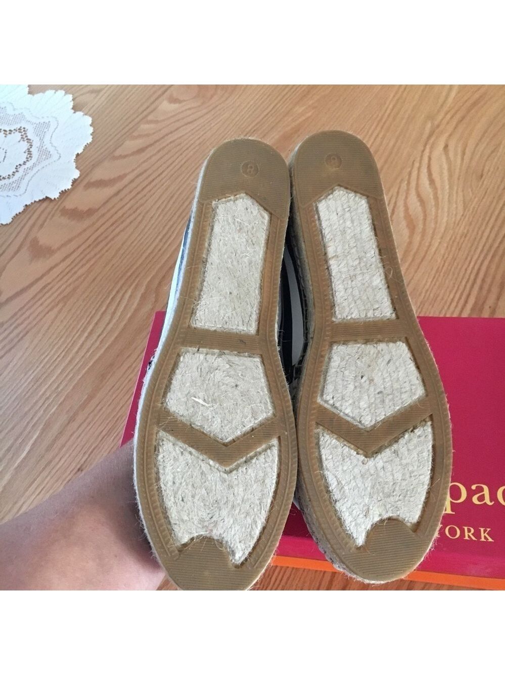 🌺 HOST PICK 🌺 Authentic Kate Spade leather espadrilles - Picture 5 of 8